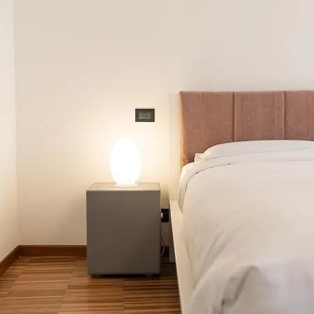 Domus - Residenza Marconi * Verona