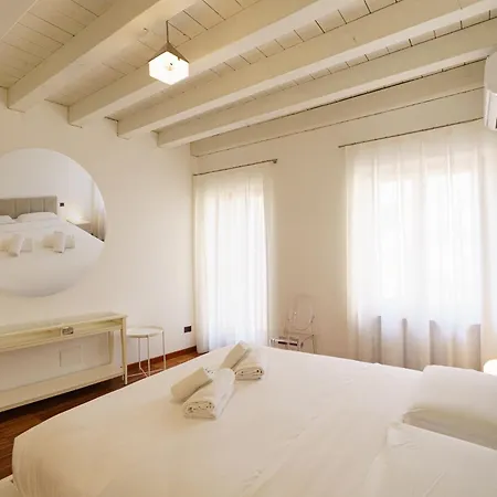 Domus - Residenza Marconi Apartment *